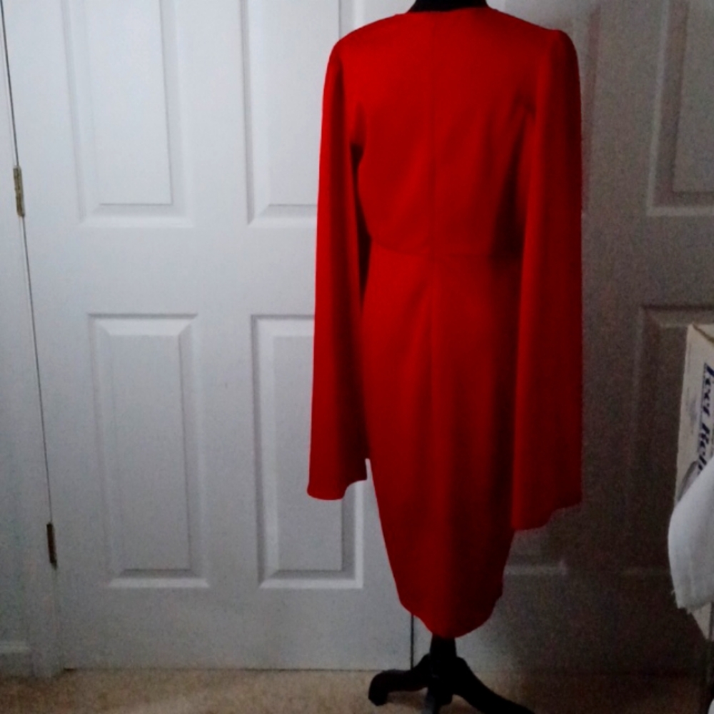 D8- 👌- Red Dress w/ Cape Sleeves- sz XL NWOT - Picture 4 of 7